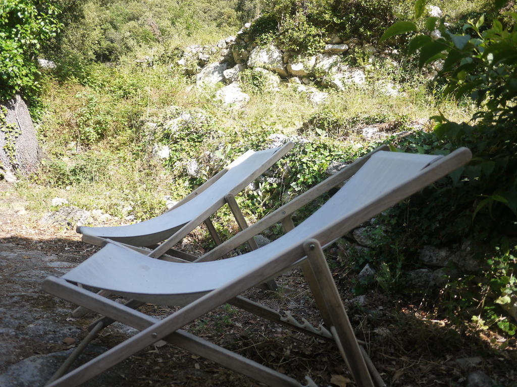 Auberge Des Seguins Buoux Room photo