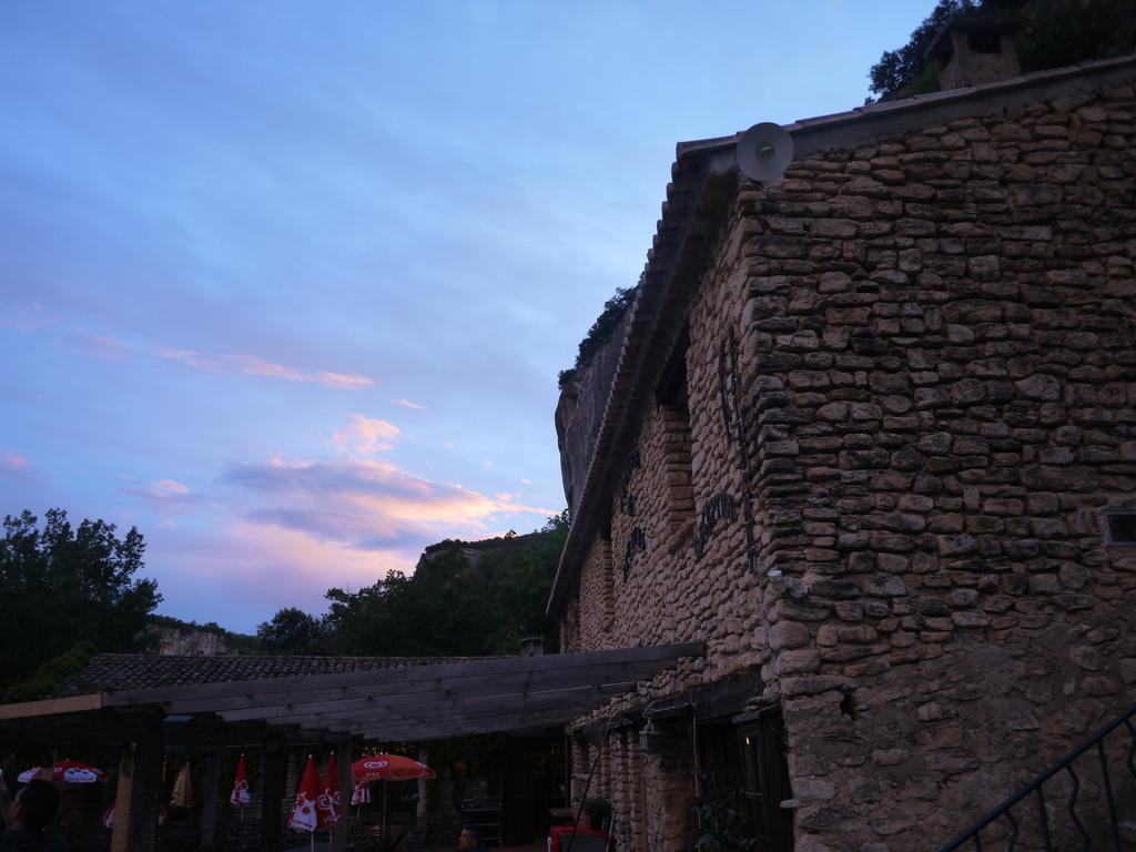 Auberge Des Seguins Buoux Exterior photo